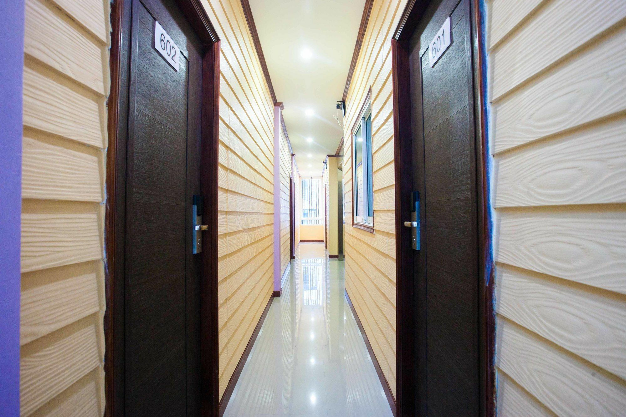 Grand Omari Hotel กรุงเทพมหานคร ภายนอก รูปภาพ